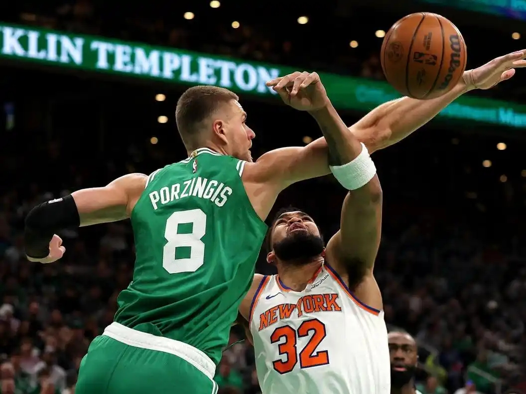 包含赛后NBA季后赛焦点战，多伦多猛龙扳平良机，压力陡增，更衣室氛围转暖的词条-爱游戏平台