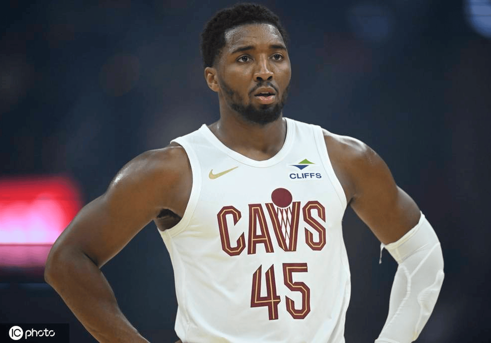 关于克里夫兰骑士迎NBA总决赛关键赛，今夜刷新队史纪录，赛场秩序良好，心理建设被强调的信息-AYX SPORTS